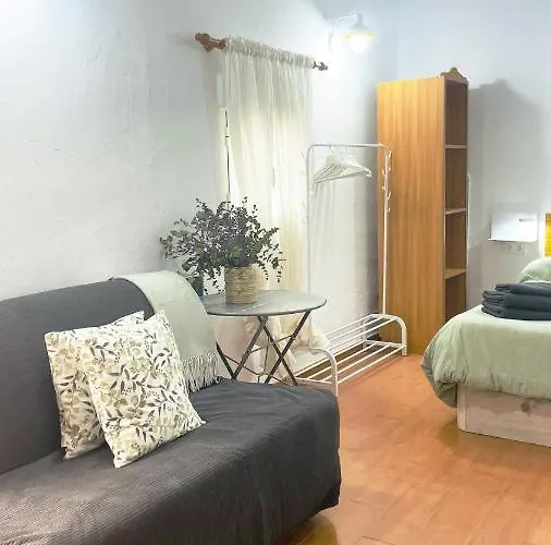 Alazul Luna * コニル・デ・ラ・フロンテラ